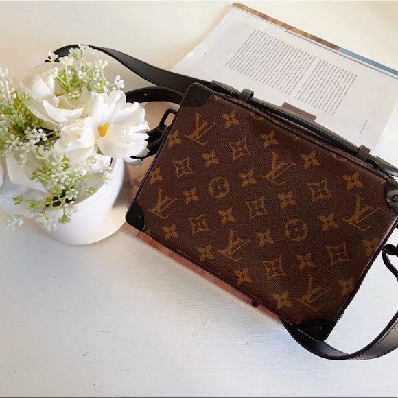 Louis Vuitton LV 2022 Handle soft trunk bag - Picture 2 of 8